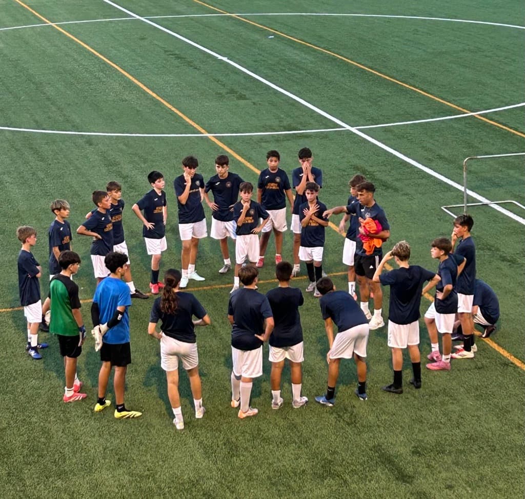 Entrenamiento en Grupo Academy Costa Brava